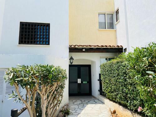 Paphos Garden 3 Bedrooms Apartment