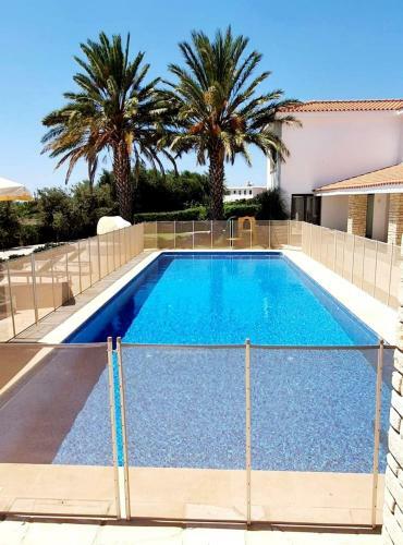 Luxury 6 Bedroom Villa With Privet Pool In Paphos