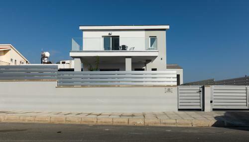 Villa New Luxury Residence 5eagles 5mins From Airport