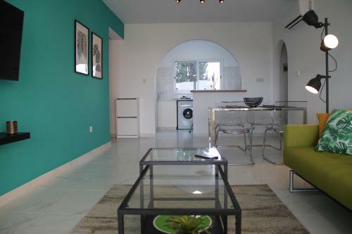 King's Palace Seaview Apartment
