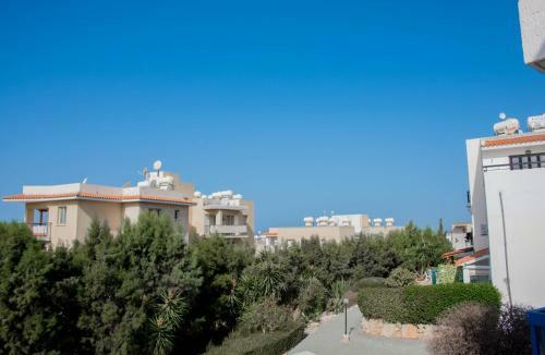 Modern One Bedroom Apartment At Great Location