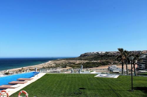 Infinity View Lovely Apartment