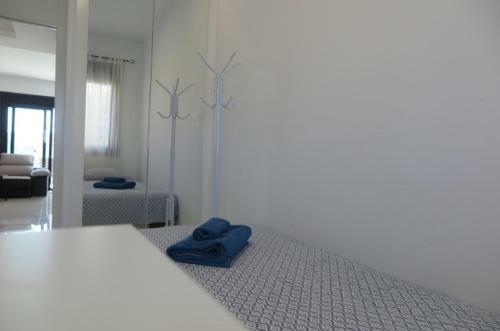 White Luxury Apartment