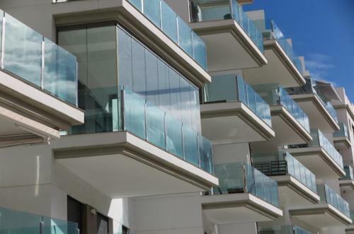 White Luxury Apartment