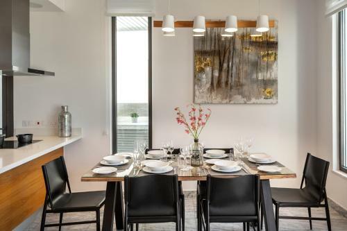 Villa Beach Heaven(Laurus 1), Walking Distance To The Beach