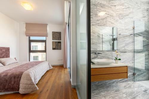 Villa Beach Heaven(Laurus 1), Walking Distance To The Beach