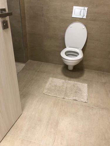 Apartm�ny Skuhersk�ho