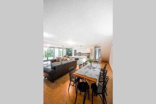 Villa Blata...tam, Kde Je Sv?t Je?t? V Po?�dku...