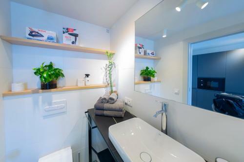 Apartamento Radazul Marina Seafront 5