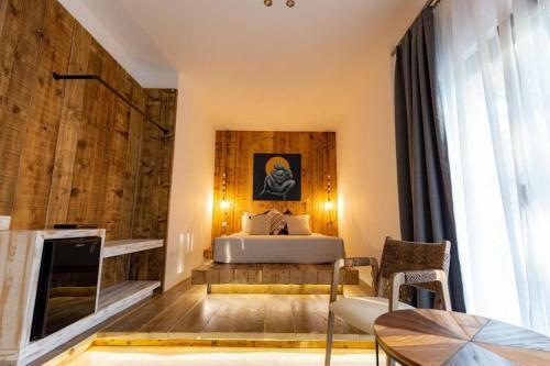 Hotel Limna Beach