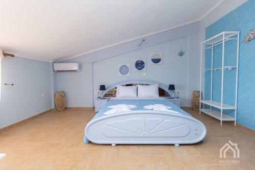 Villa Y Sea View