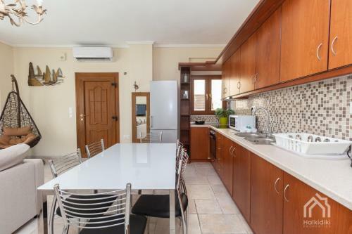 Villa Y Sea View