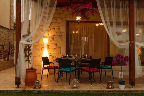 Villa Christos