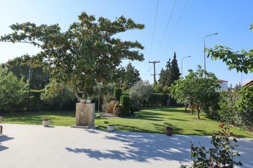 Garden Villa Afytos