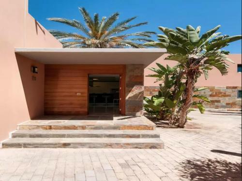 Villa With Private Pool In Luxury Golf Resort