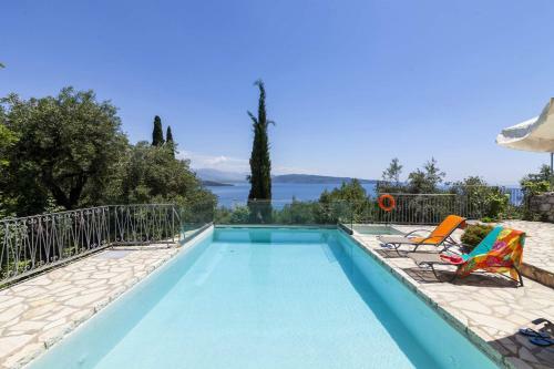 Scirocco & Folitsa Villas