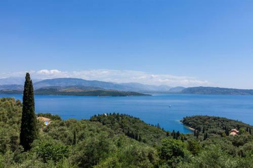 Scirocco & Folitsa Villas
