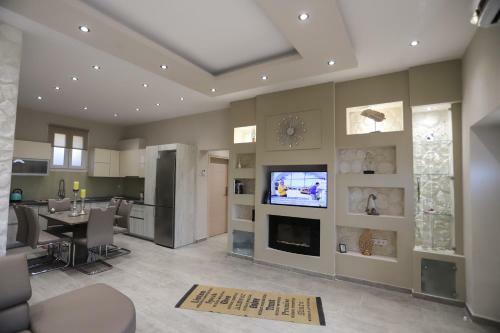 Olive Grove Deluxe Apartment
