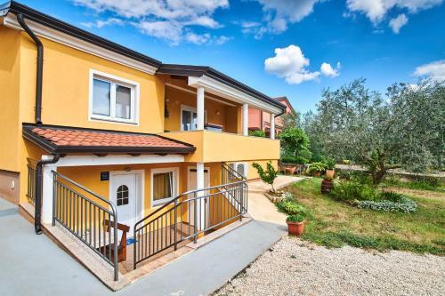 Apartamentos App ?verko