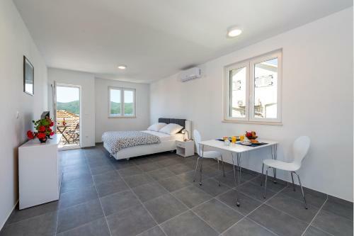 Korta Apartments