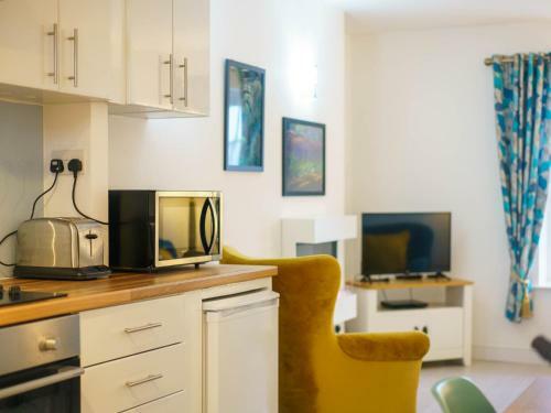 Apartamento Pass The Keys Modern 2 Bed Flat Overlooking Aberaeron Harbour