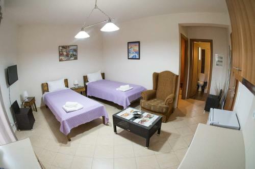 Apartamento Anamniseis