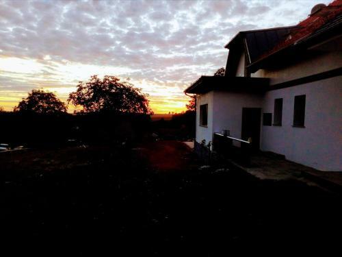 Hostal ?enovick� Dv?r