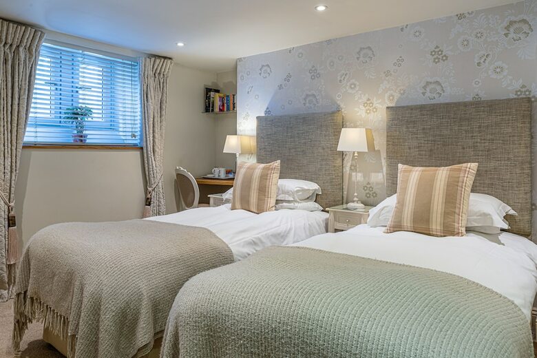 Hostal Lorne House Bed & Breakfast