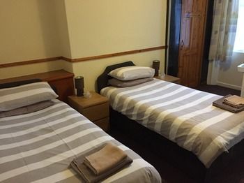 Hostal The Brighton