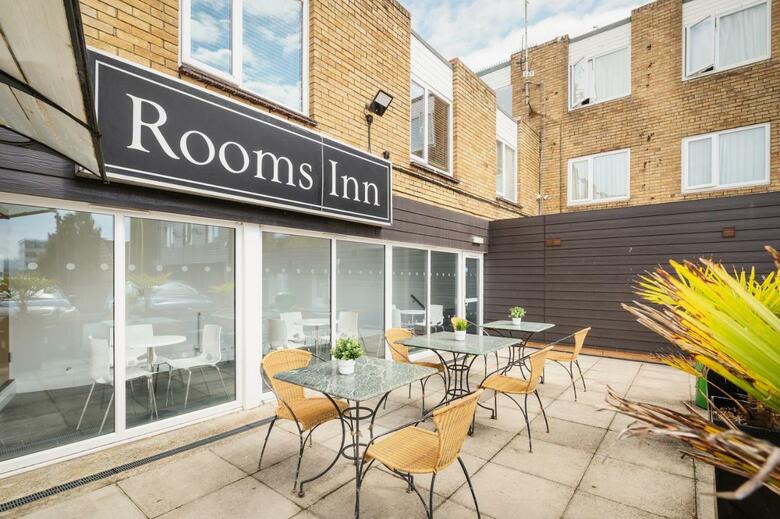 Hostal Rooms Inn