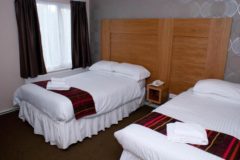 Hostal Rooms Inn