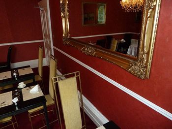 Hostal Hedgefield House