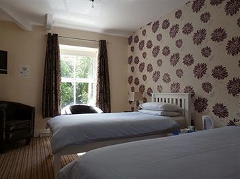 Hostal Hedgefield House