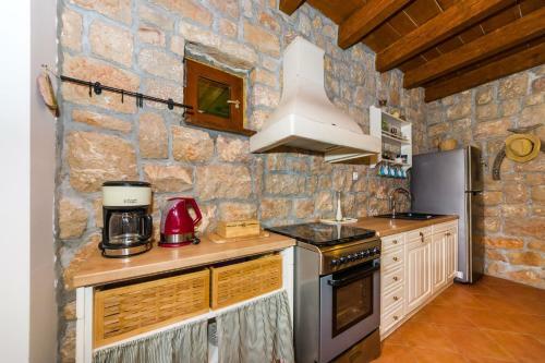 Stone House Knezevic
