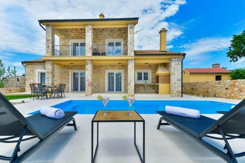 Luxury Stone Villa Banovi