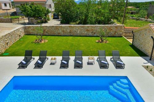 Luxury Stone Villa Banovi