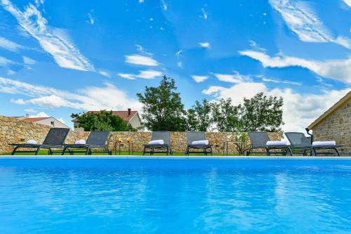 Luxury Stone Villa Banovi With Pool