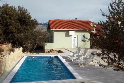 Poolincluded Holiday Home Castel Venier