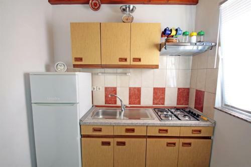 Poolincluded Holiday Home Castel Venier