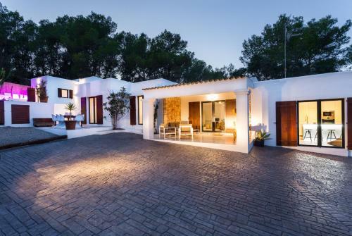 Villa Can Mass Architect Country Villa