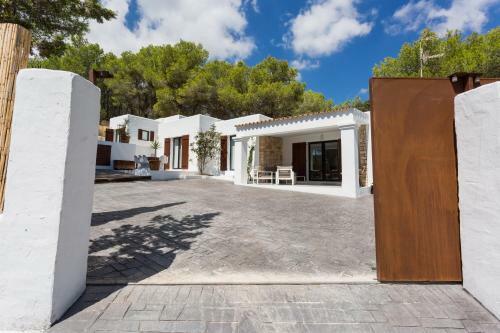 Villa Can Mass Architect Country Villa