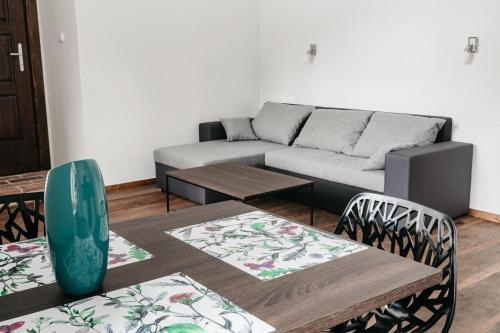 Apartments 511