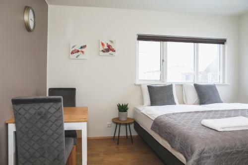 E18 Apartments