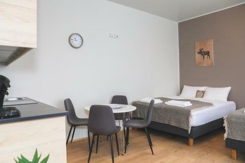 E18 Apartments