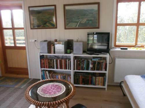Bj�rkin ? Cozy Cabin With Excellent View
