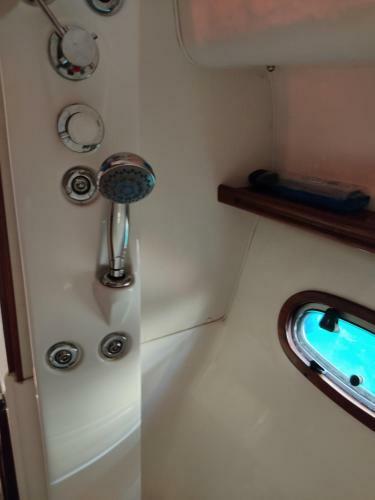 Hit-1 Motor Yacht