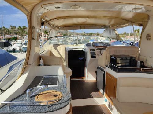 Hit-1 Motor Yacht