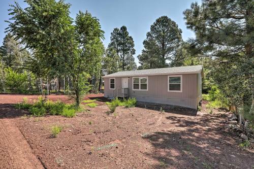 Bright And Modern Flagstaff Cottage Escape!