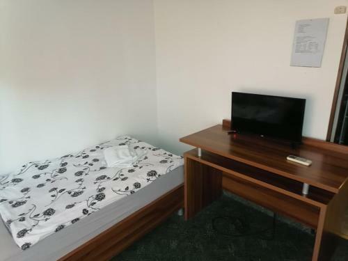 Bed & Breakfast ?ulenti? Sobe I Restoran