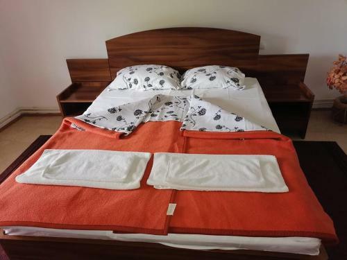 Bed & Breakfast ?ulenti? Sobe I Restoran